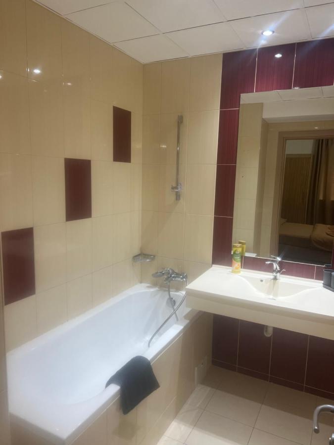 Acm Apartments Bucarest Esterno foto